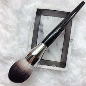 SEPHORA #91 Featherweight Powder Brush